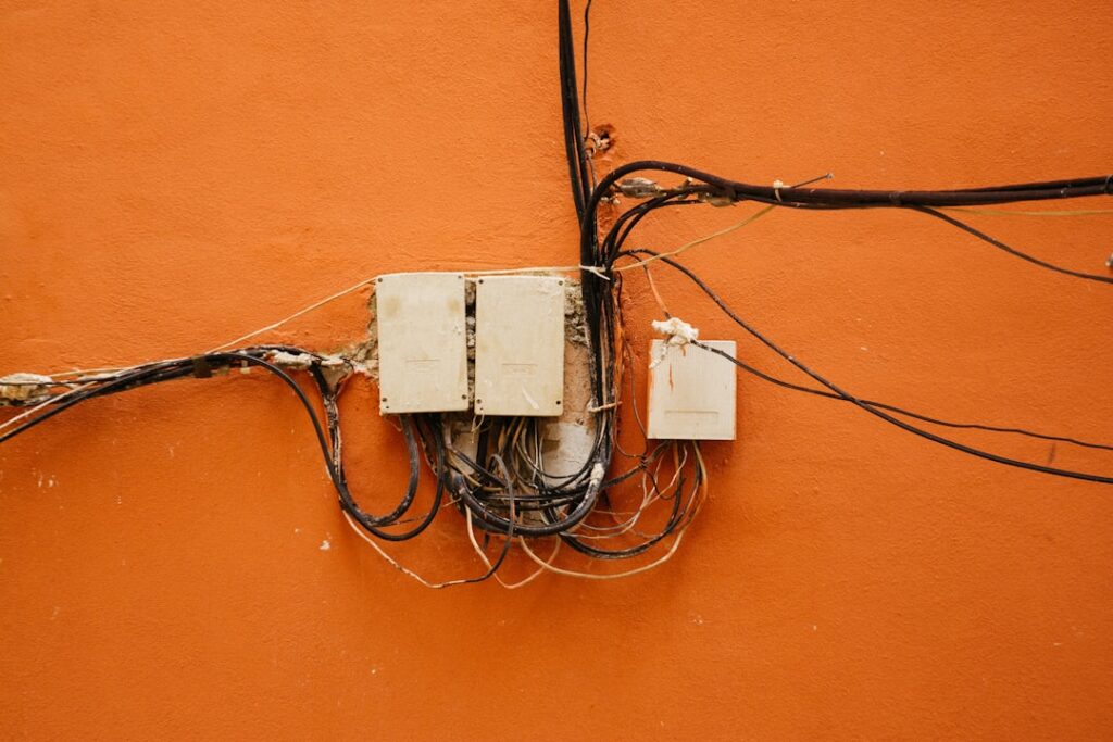 Elektriker i Vänge – EODI utför elinstallationer och eljour i Vänge